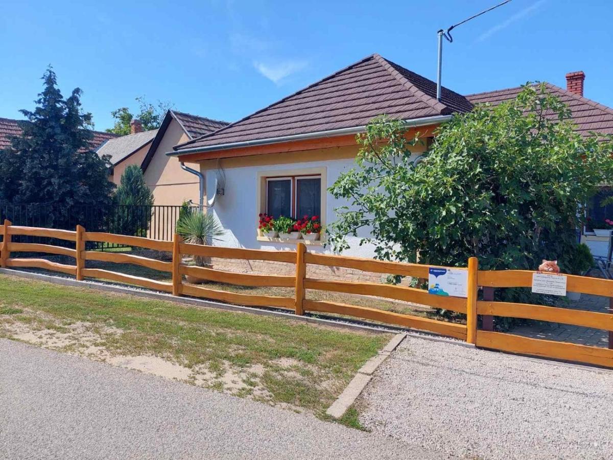 Pol-Lak Szolosgyorok Exterior foto